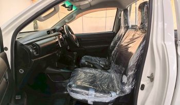 REVO 4WD 2019 2.8J MT STANDARD WHITE  8465 full