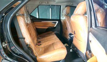 TOYOTA 4WD 2015 2.8V AT FORTUNER BLACK  8641 full