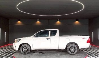 REVO 2WD 2016 2.4J MT SMART CAB WHITE  876 full