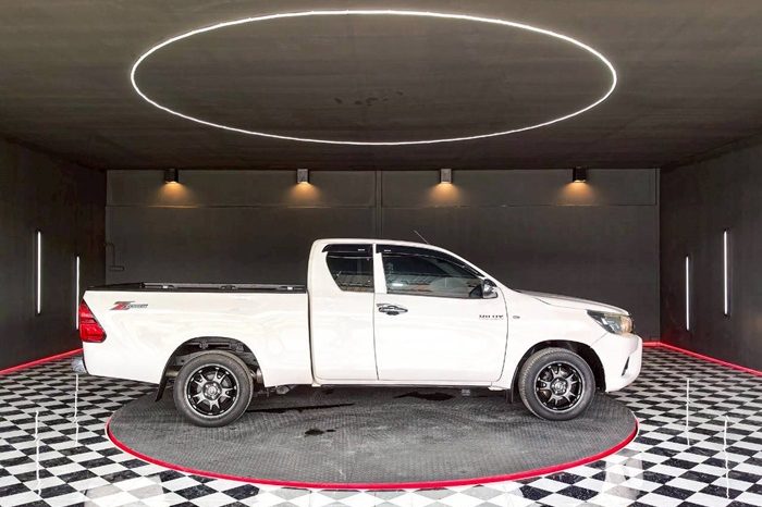 REVO 2WD 2016 2.4J MT SMART CAB WHITE  876 full