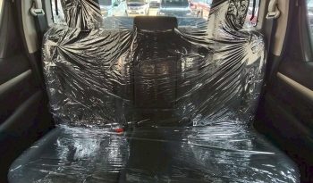 REVO PRE 2021 2.4E AT DOUBLE CAB WHITE  8805 full