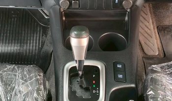 REVO PRE 2021 2.4E AT DOUBLE CAB WHITE  8805 full