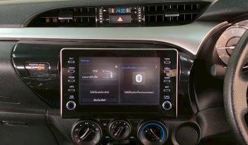 REVO PRE 2021 2.4E AT DOUBLE CAB WHITE  8805 full