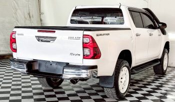 REVO PRE 2021 2.4E AT DOUBLE CAB WHITE  8805 full