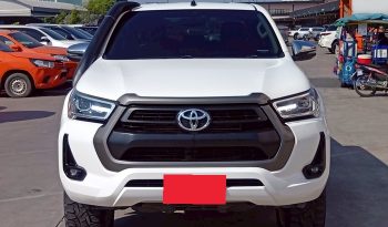 REVO PRE 2021 2.4E AT DOUBLE CAB WHITE  8805 full