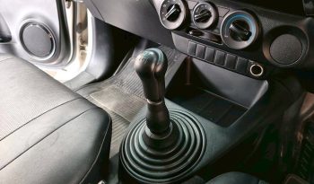 REVO 2WD 2019 2.4J MT STANDARD WHITE  8817 full