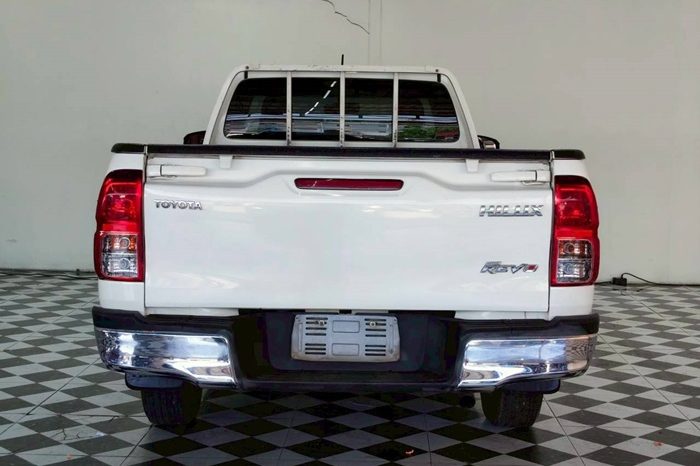 REVO 2WD 2019 2.4J MT STANDARD WHITE  8817 full