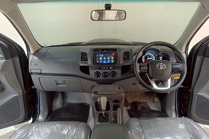 VIGO 4WD 2013 2.7J AT SMART CAB BLACK  8885 full