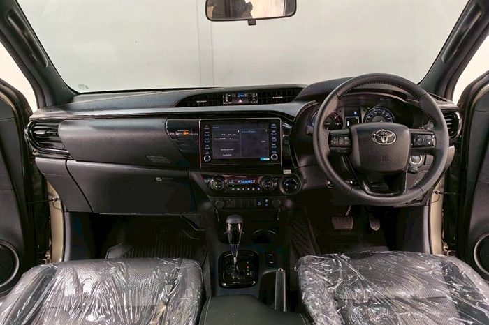 ROCCO 4WD 2023 2.8 HIGHT AT SMART CAB BRONZE  9037 full