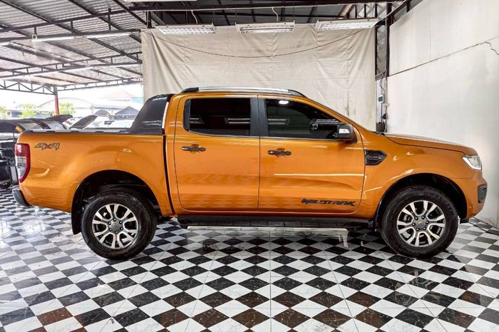 FORD 4WD 2019 2.0 AT DOUBLE CAB ORANGE  9240 full