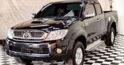 VIGO PRE 2009 3.0G MT SMART CAB BLACK  9281