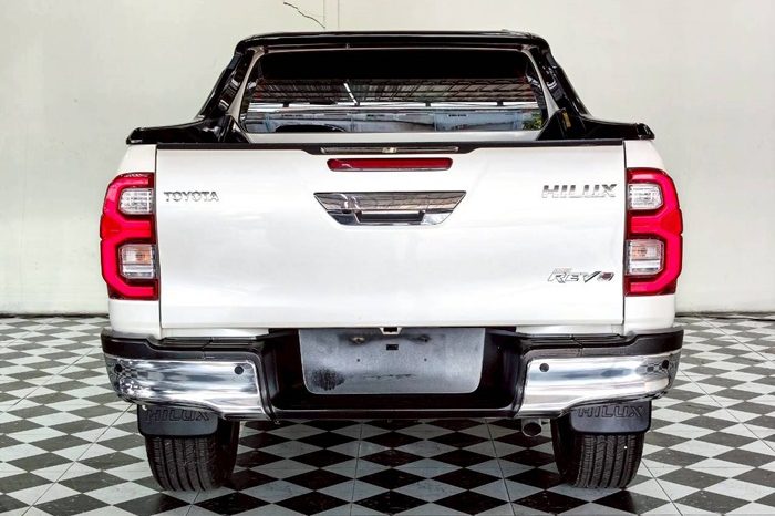 REVO 4WD 2021 2.8 HIGHT AT DOUBLE CAB WHITE  9322 full