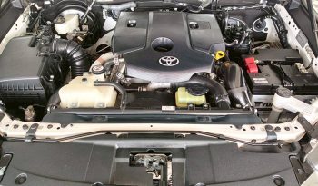 REVO 4WD 2021 2.8 HIGHT AT DOUBLE CAB WHITE  9322 full