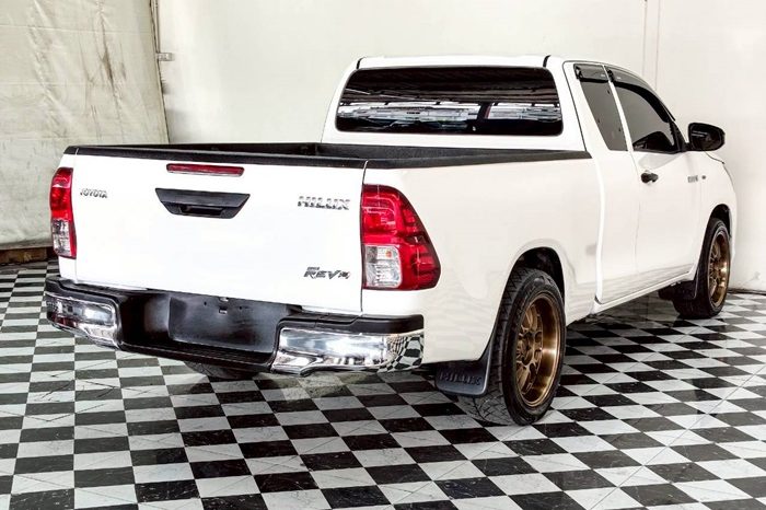 REVO 2WD 2018 2.4J MT SMART CAB WHITE  9325 full