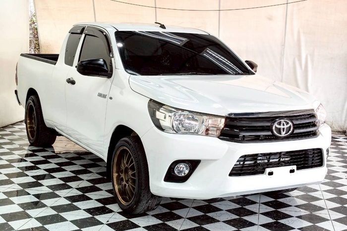 REVO 2WD 2018 2.4J MT SMART CAB WHITE  9325 full