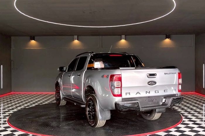 FORD 4WD 2020 2.0 AT DOUBLE CAB SILVER 9442 full