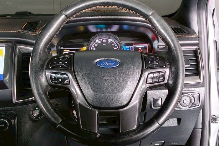 FORD 4WD 2020 2.0 AT DOUBLE CAB SILVER 9442 full