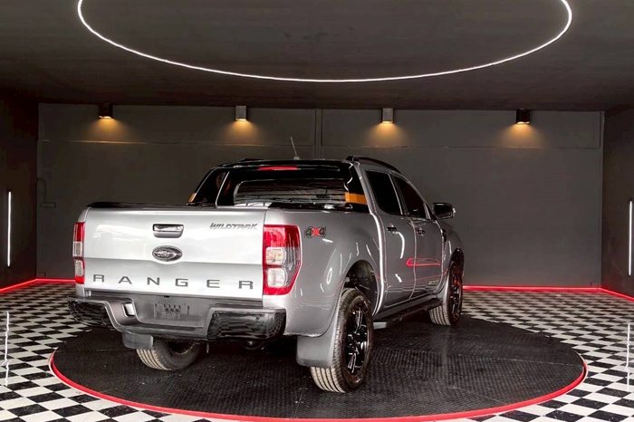 FORD 4WD 2020 2.0 AT DOUBLE CAB SILVER 9442 full
