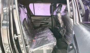 ROCCO PRE 2018 2.8G AT DOUBLE CAB BLACK  966 full