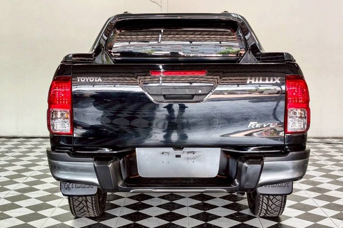 ROCCO PRE 2018 2.8G AT DOUBLE CAB BLACK  966 full