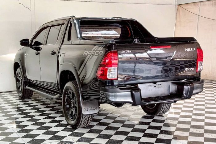 ROCCO PRE 2018 2.8G AT DOUBLE CAB BLACK  966 full