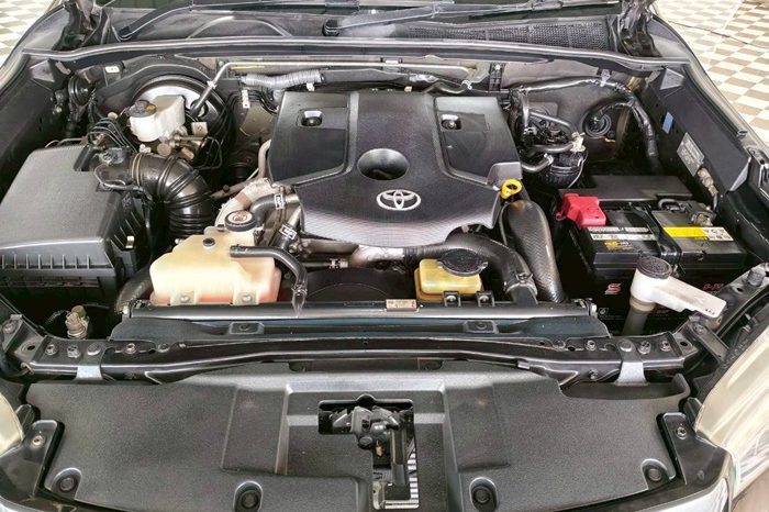 ROCCO PRE 2018 2.8G AT DOUBLE CAB BLACK  966 full