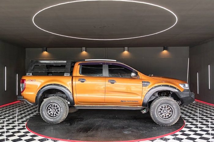 FORD 4WD 2019 2.0 AT DOUBLE CAB ORANGE  1566 full