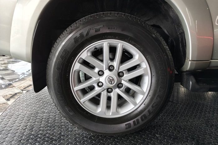 TOYOTA 4WD 2008 3.0V AT FORTUNER SILVER  6265 full