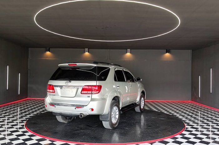 TOYOTA 4WD 2008 3.0V AT FORTUNER SILVER  6265 full