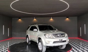 TOYOTA 4WD 2008 3.0V AT FORTUNER SILVER  6265 full