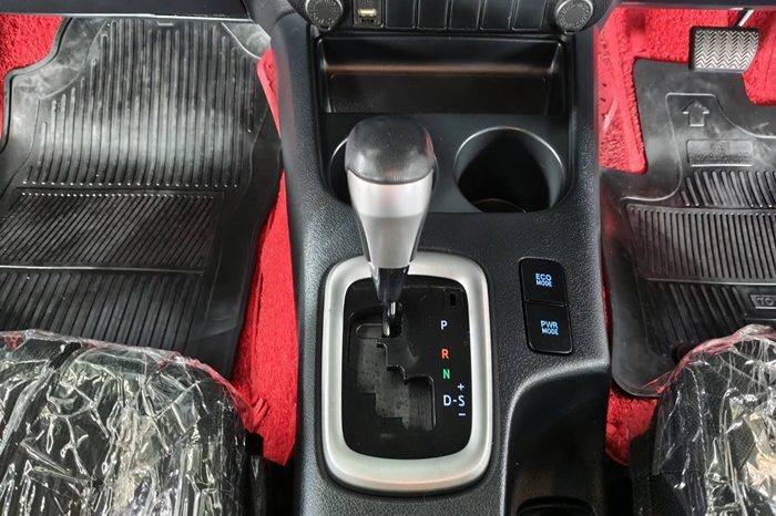 REVO PRE 2019 2.4E AT DOUBLE CAB BLACK  2771 full