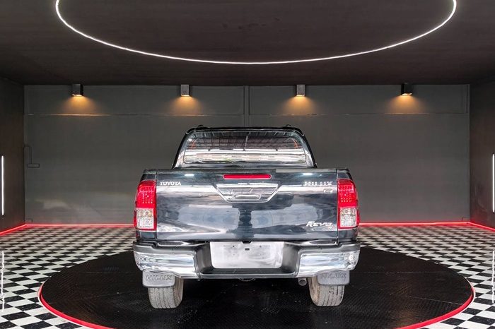 REVO PRE 2019 2.4E AT DOUBLE CAB BLACK  2771 full