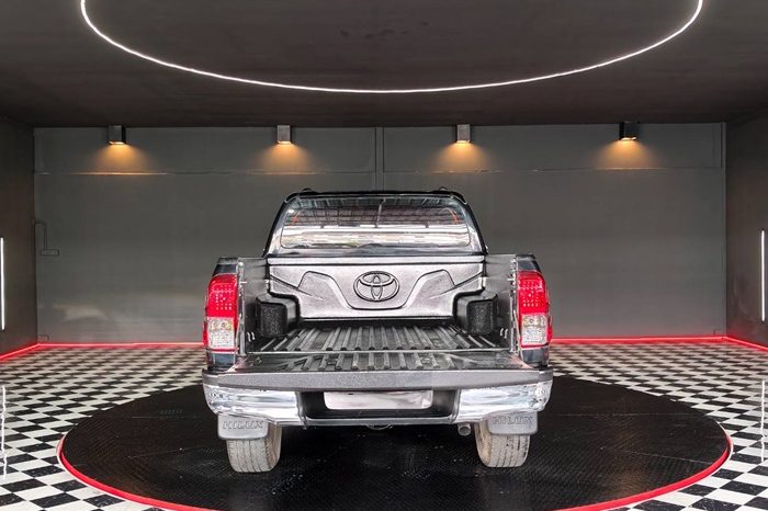 REVO PRE 2019 2.4E AT DOUBLE CAB BLACK  2771 full