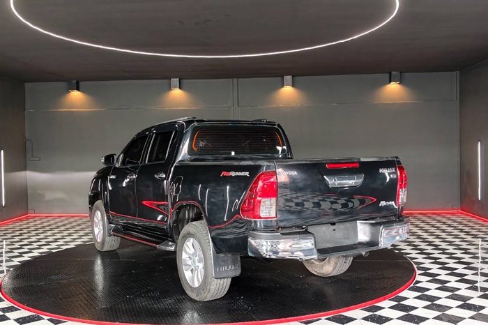 REVO PRE 2019 2.4E AT DOUBLE CAB BLACK  2771 full