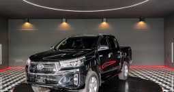 REVO PRE 2019 2.4E AT DOUBLE CAB BLACK  2771