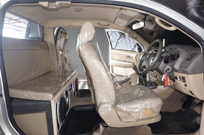 VIGO 4WD 2012 3.0G MT SMART CAB SILVER  834 full