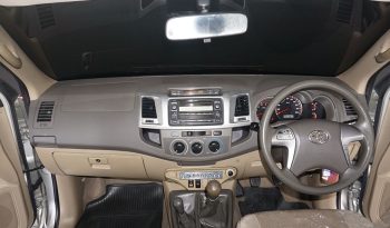 VIGO 4WD 2012 3.0G MT SMART CAB SILVER  834 full