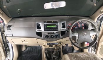 VIGO 4WD 2012 3.0G MT SMART CAB SILVER  834 full