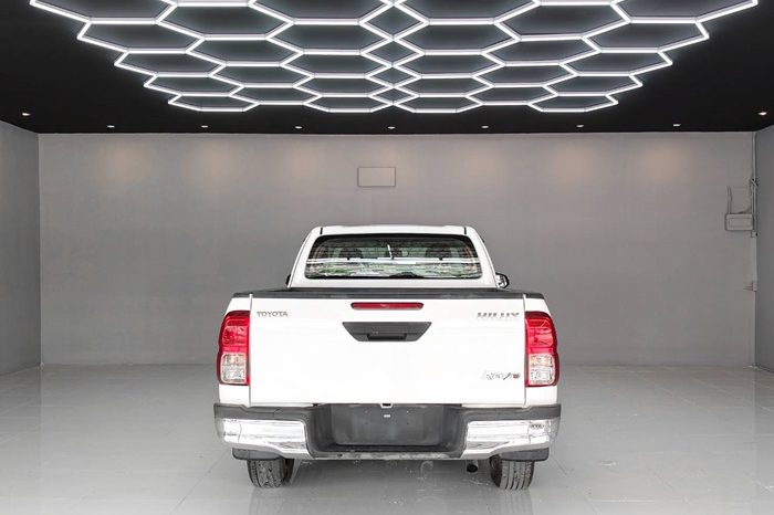 REVO 2WD 2019 2.4J MT SMART CAB WHITE  640 full