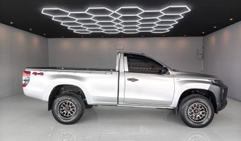 MITSUBISHI 4WD 2021 2.4 MT SINGLE CAB SILVER  5479 full