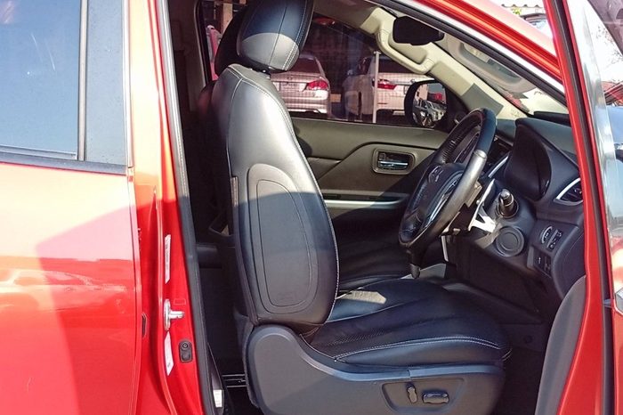 MITSUBISHI 4WD 2019 2.4 AT DOUBLE CAB ORANGE  6990 full