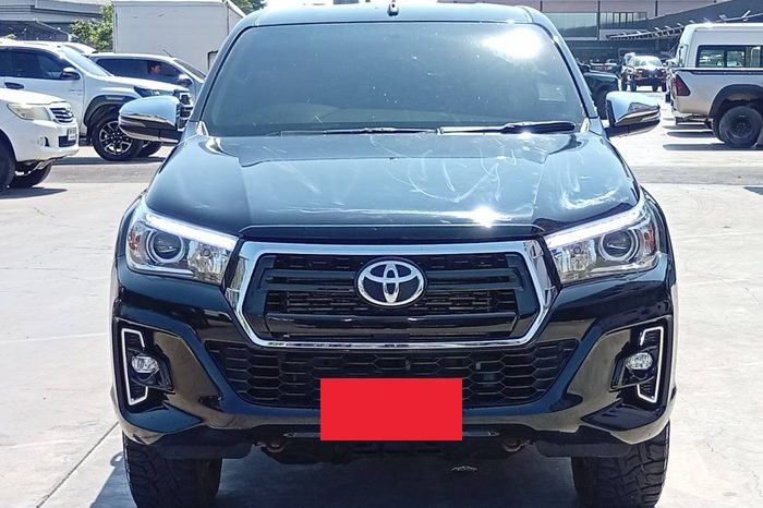 REVO PRE 2018 2.4E AT DOUBLE CAB BLACK  2633 full