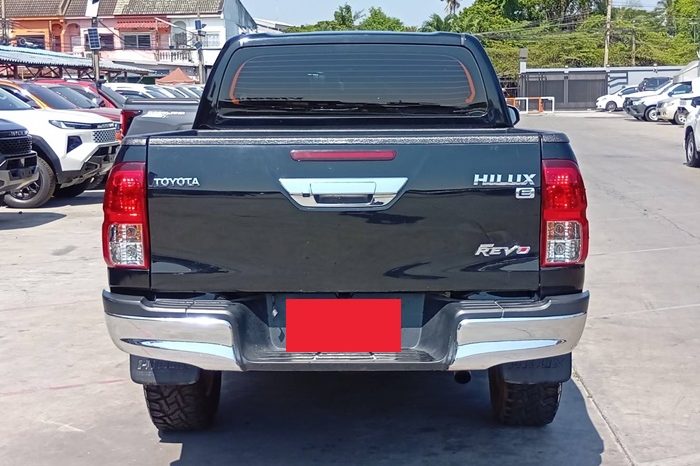 REVO PRE 2018 2.4E AT DOUBLE CAB BLACK  2633 full