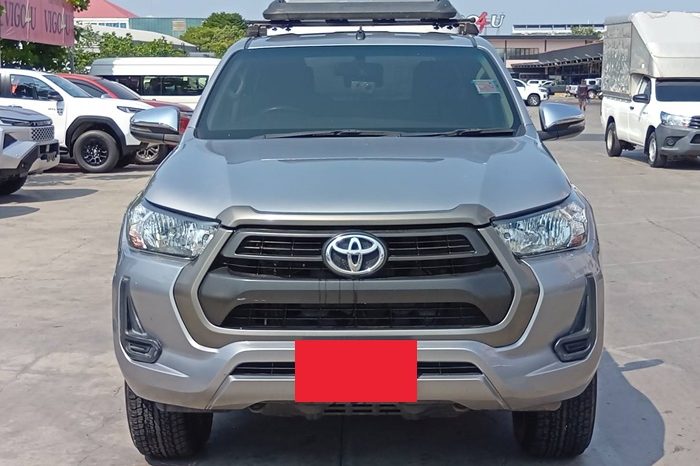 REVO PRE 2020 2.4 ENTRY AT DOUBLE CAB SILVER  1757 full