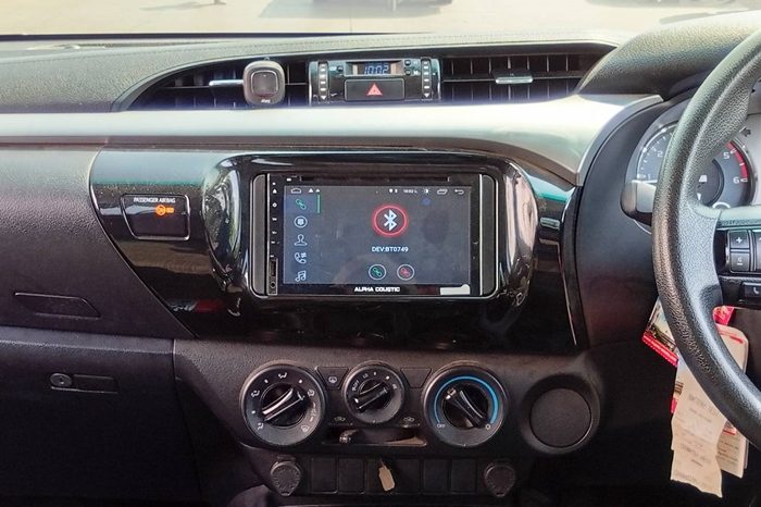 REVO PRE 2020 2.4 ENTRY AT DOUBLE CAB SILVER  1757 full