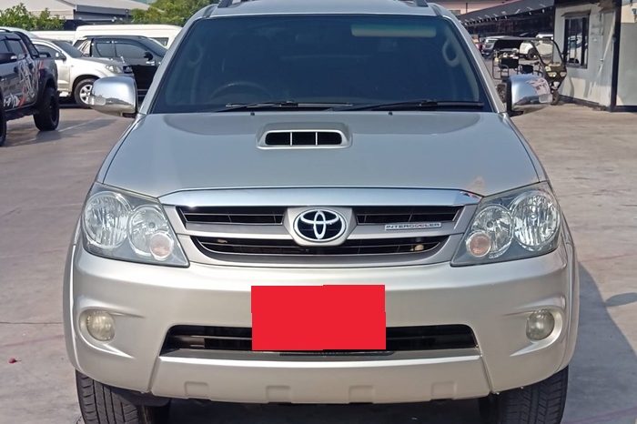 TOYOTA 4WD 2008 3.0V AT FORTUNER SILVER  6265 full