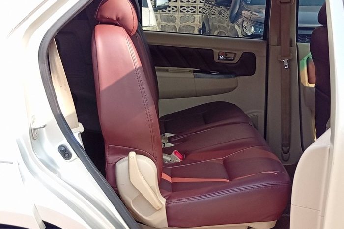 TOYOTA 4WD 2008 3.0V AT FORTUNER SILVER  6265 full