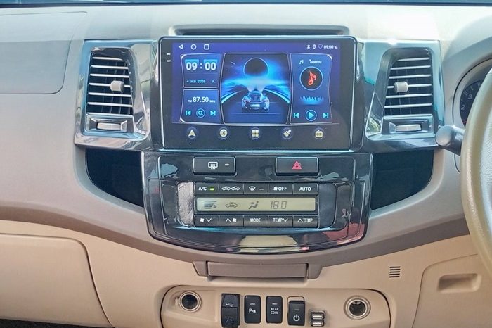 TOYOTA 4WD 2008 3.0V AT FORTUNER SILVER  6265 full