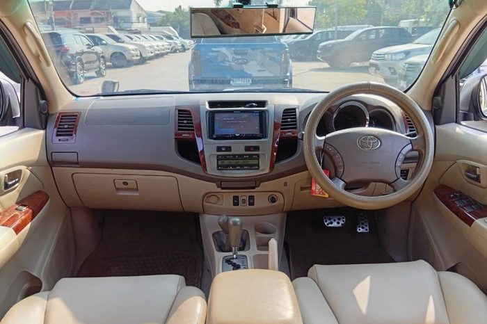 TOYOTA 4WD 2006 2.7V AT FORTUNER DARK GREY  9866 full