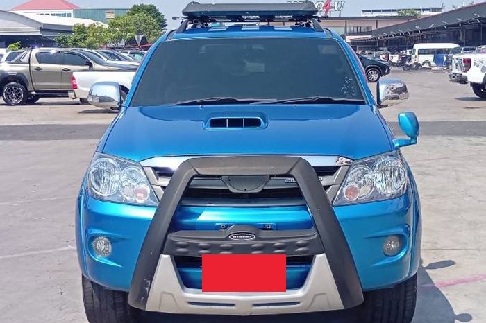 TOYOTA 4WD 2006 3.0V AT FORTUNER BLUE  5908 full